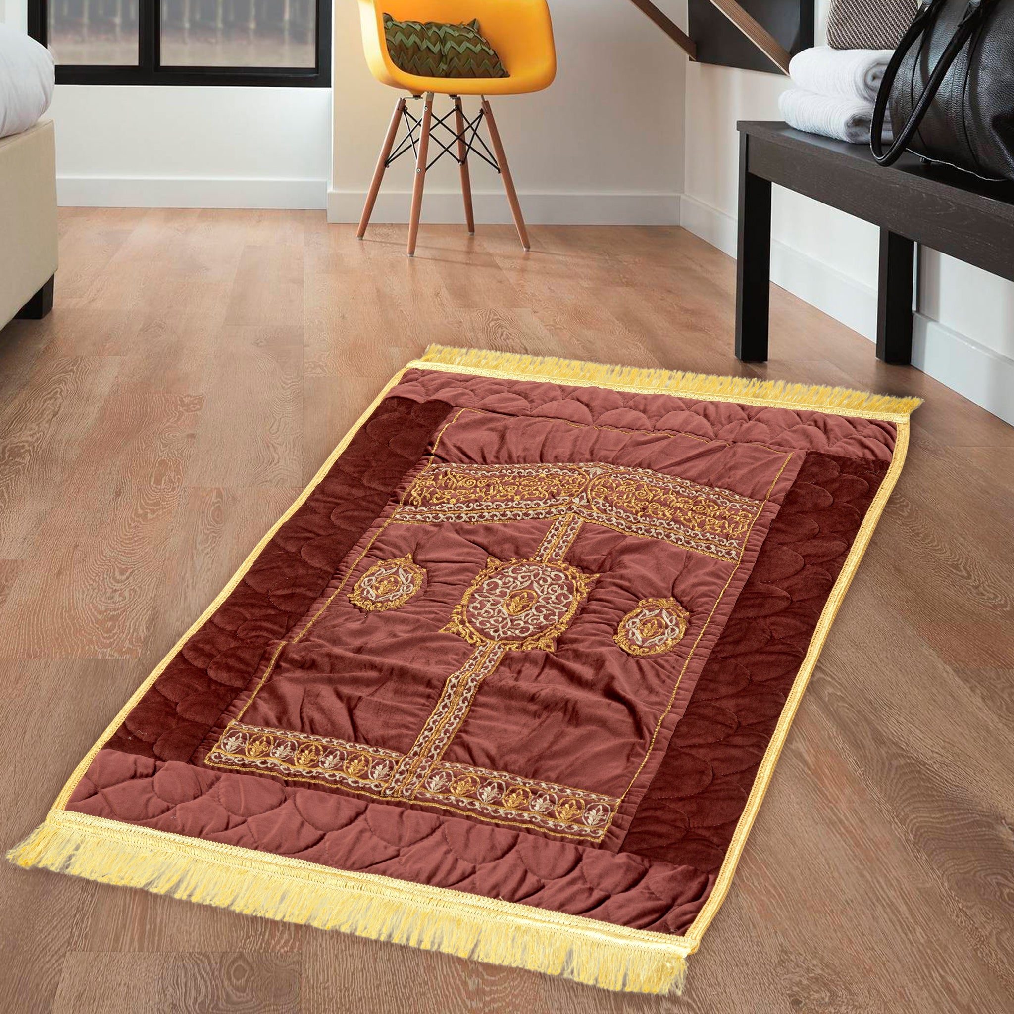 Embroidered Prayer Mat (786-15)