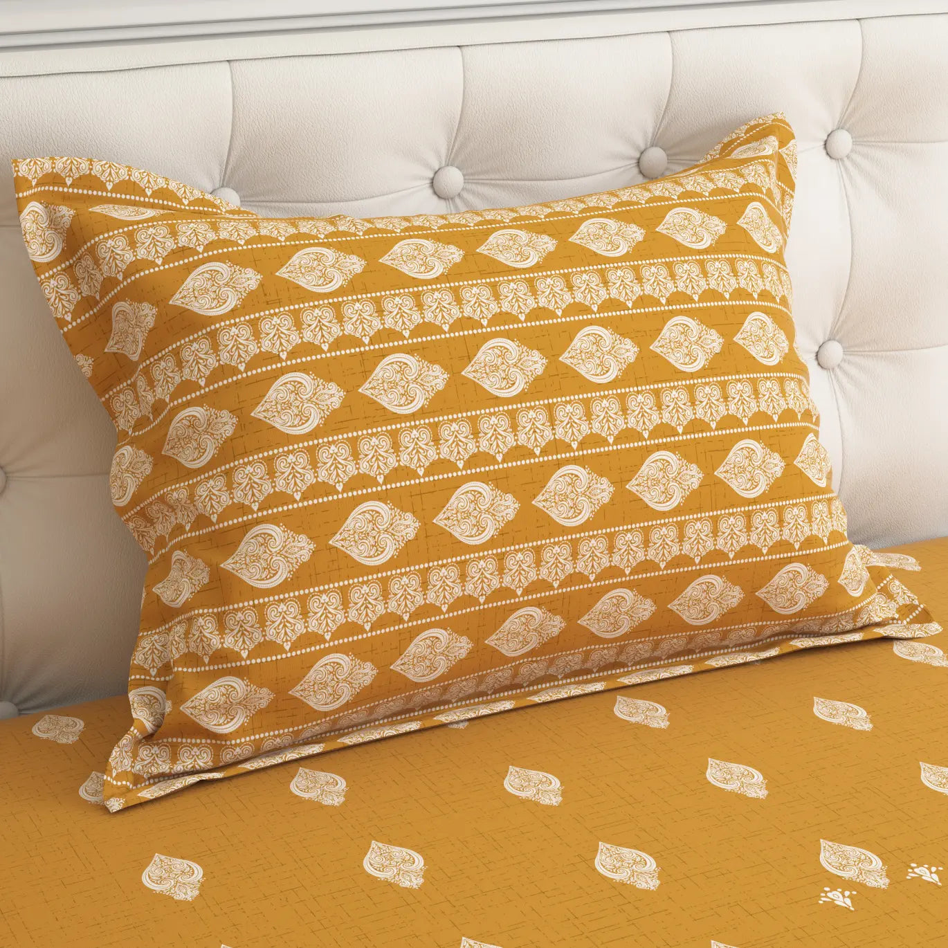 Xara Golden Paisley Damask Bed Sheet Set with Striped Border - 8163-8164