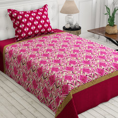 Xara Maroon Geometric Grid Bed Sheet Set with Striped Border - 8526-27