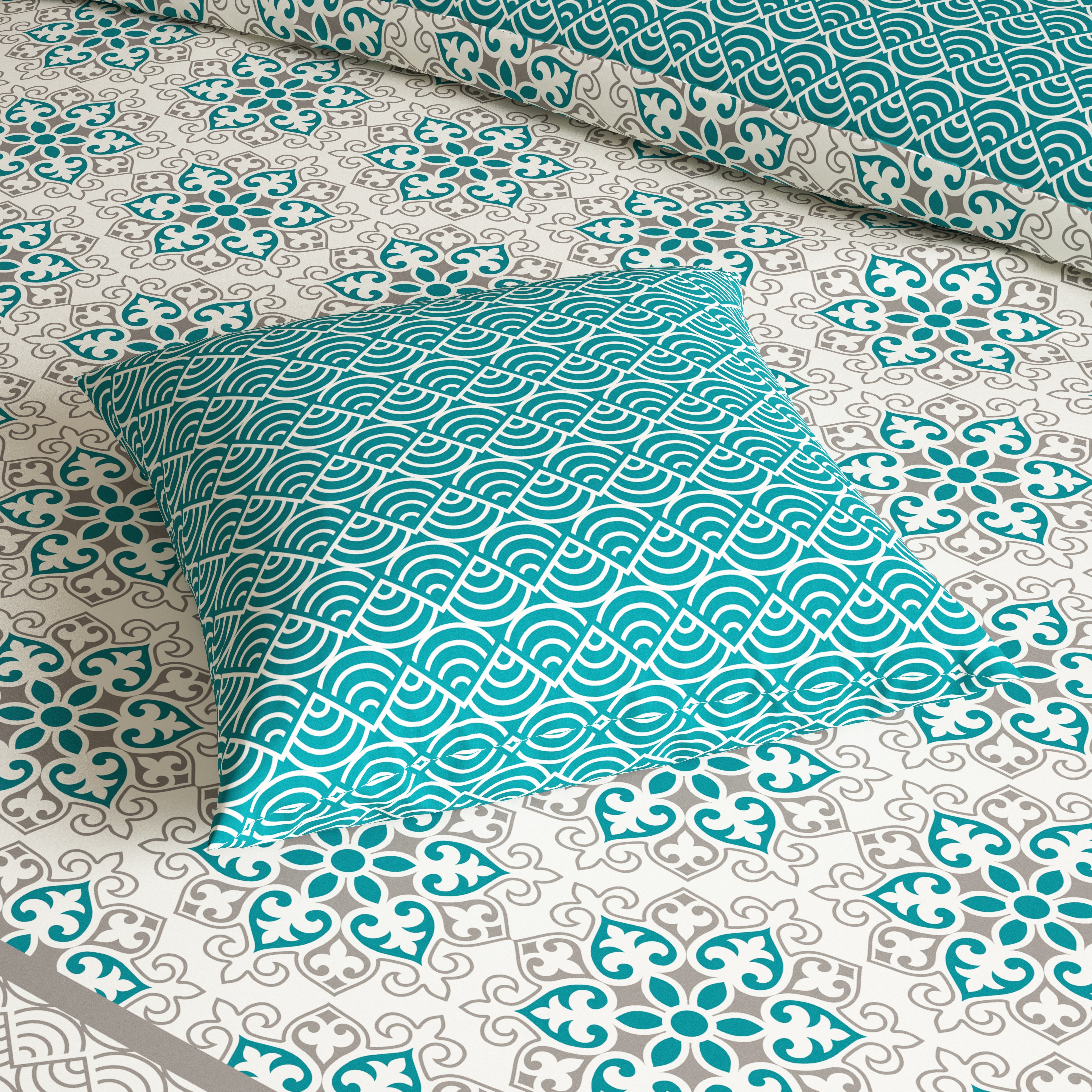 Xara 8 pcs king reversible quilt cover set bedsheet 8553