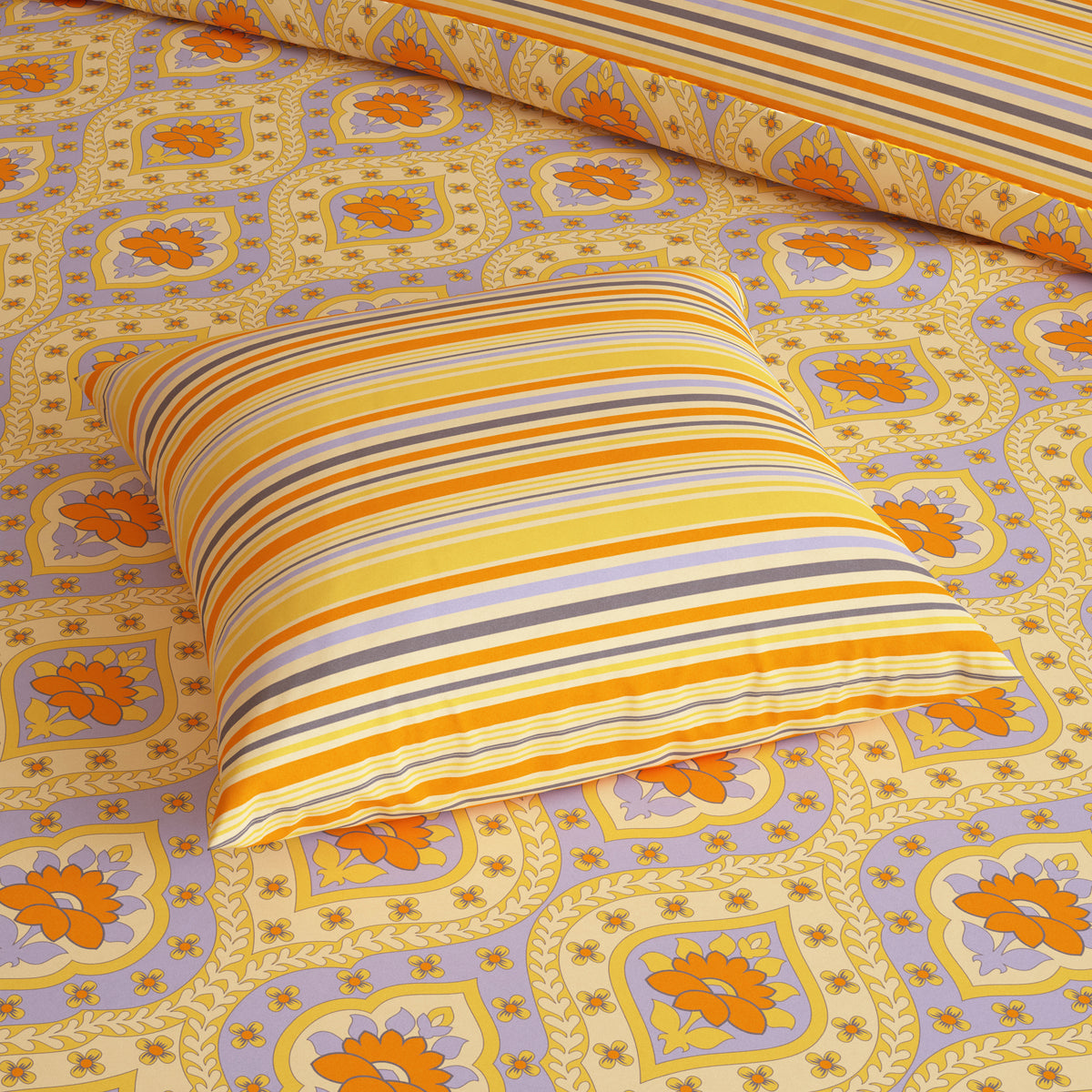 SUNNY GRID Xara 8 Pcs King Reversible Quilt Cover Set Bedsheet