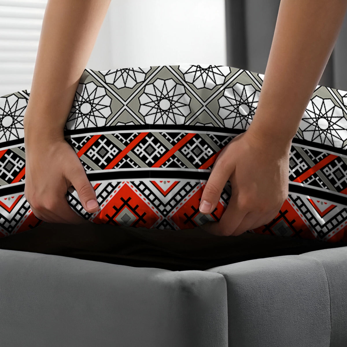 GEOMETRIC WEAVE Xara Fitted Bed Sheet Set