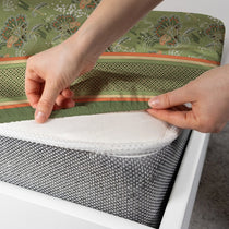 GREEN OVERLAY Xara Fitted Bed Sheet Set