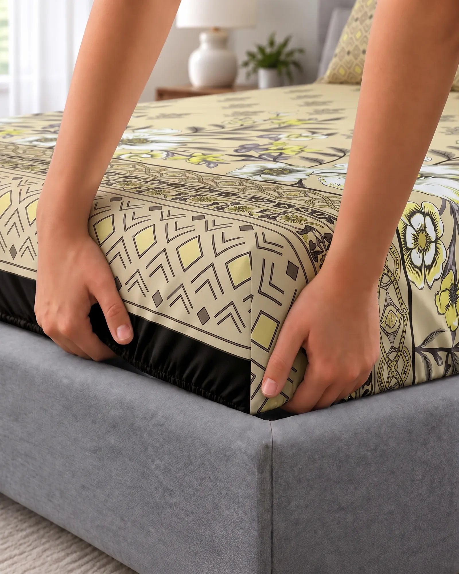 CLASSIC LATTICE Xara Fitted Bed Sheet Set Secondary image