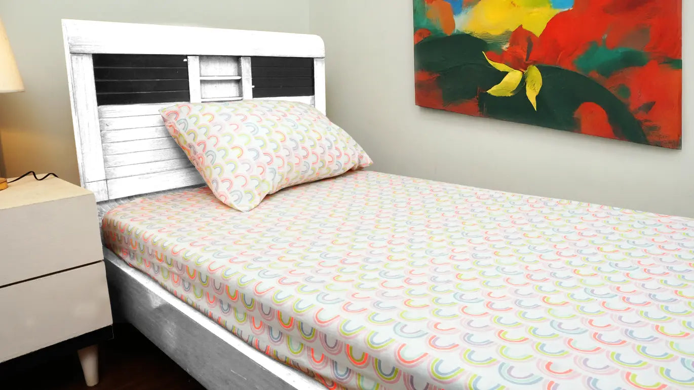 Cotton Percale Kids Fitted bedsheet (Small Rainbow)