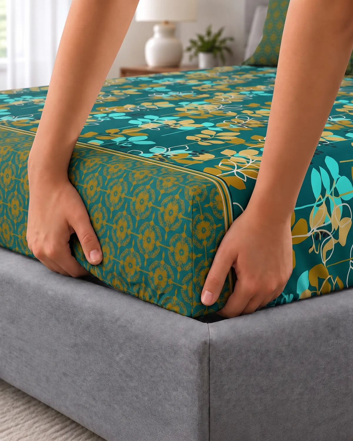 OPULENT TEAL FOLIAGE Xara Fitted Bed Sheet Set Secondary image