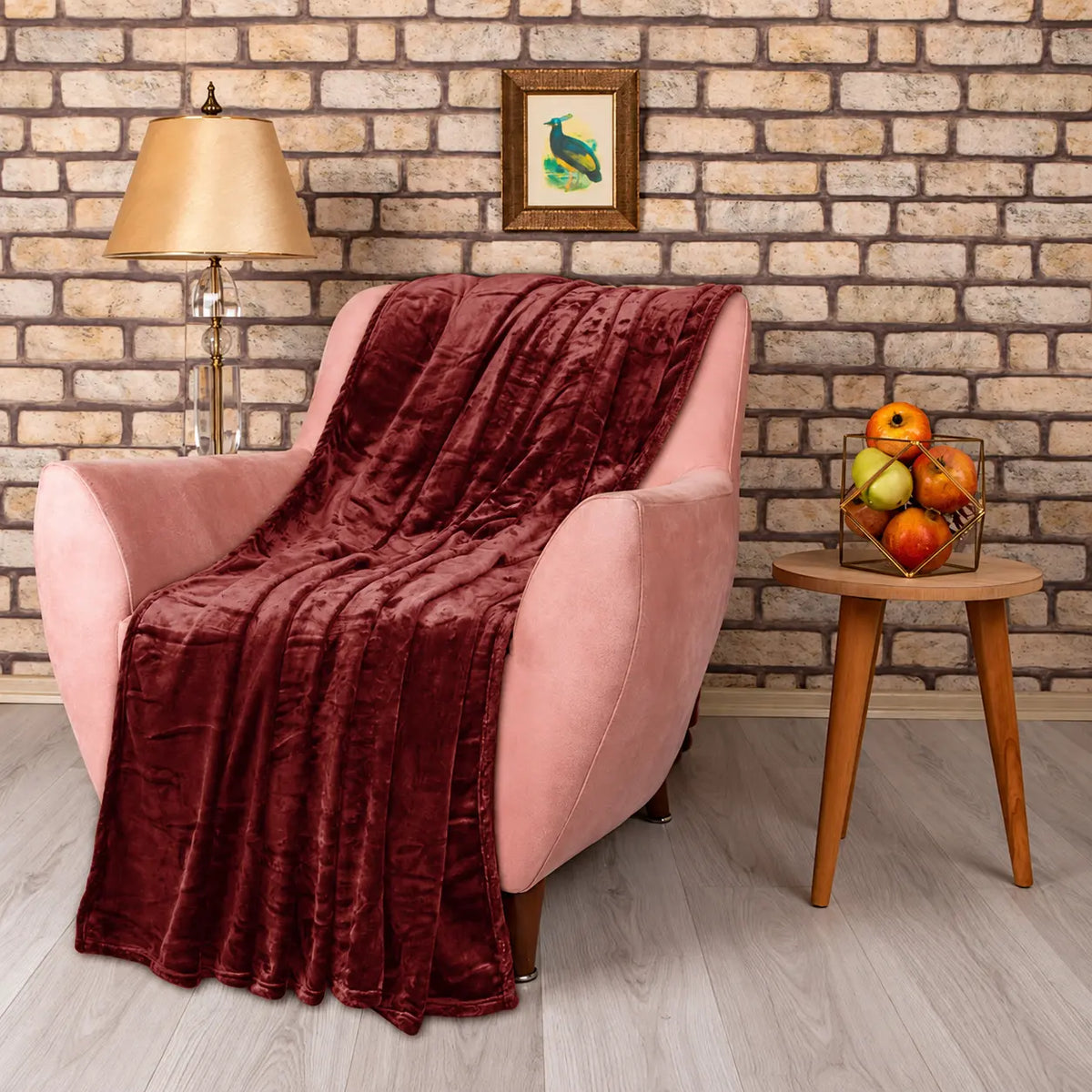Solid Fleece Blanket (Maroon) Main image