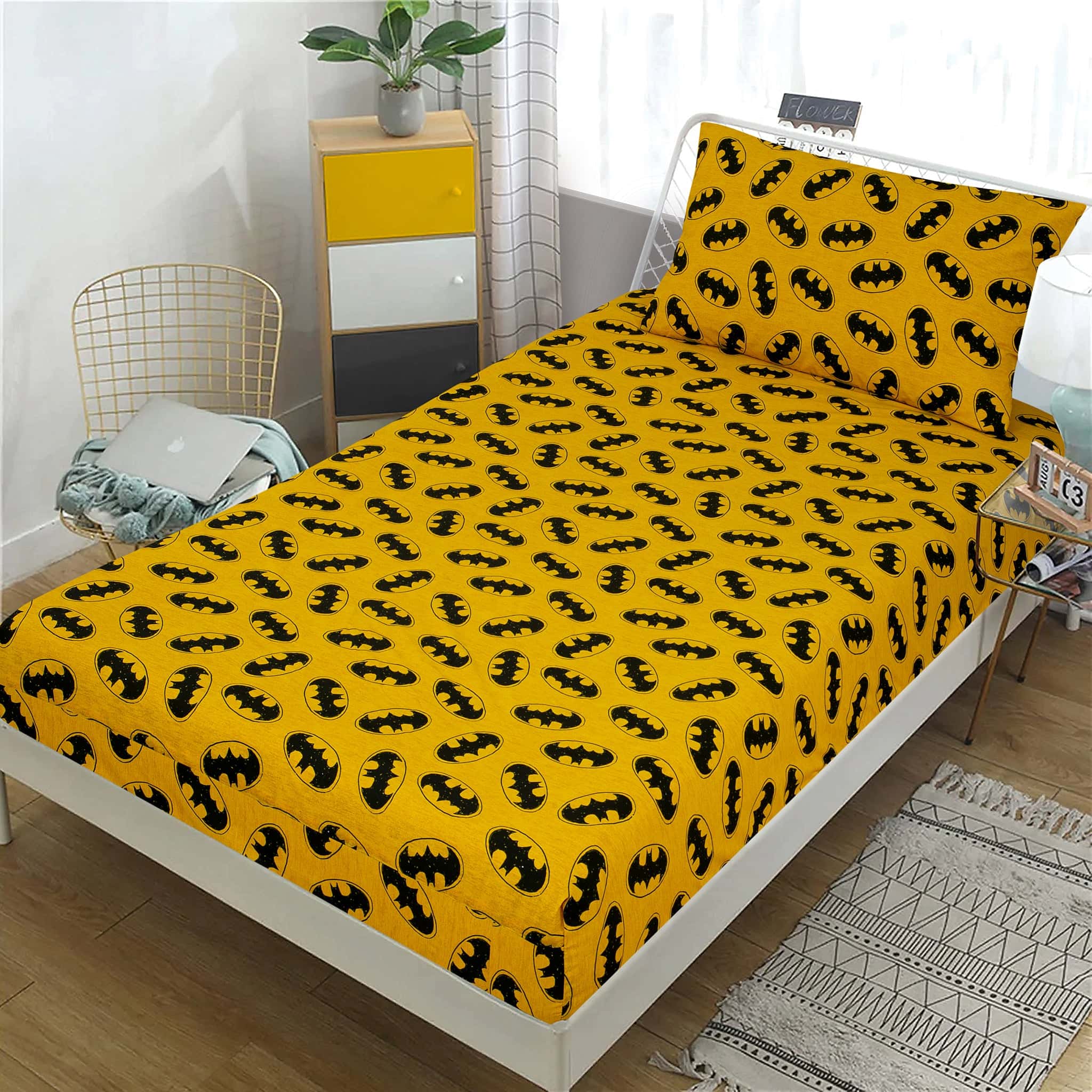 Cotton Fitted bedsheet (Batman)