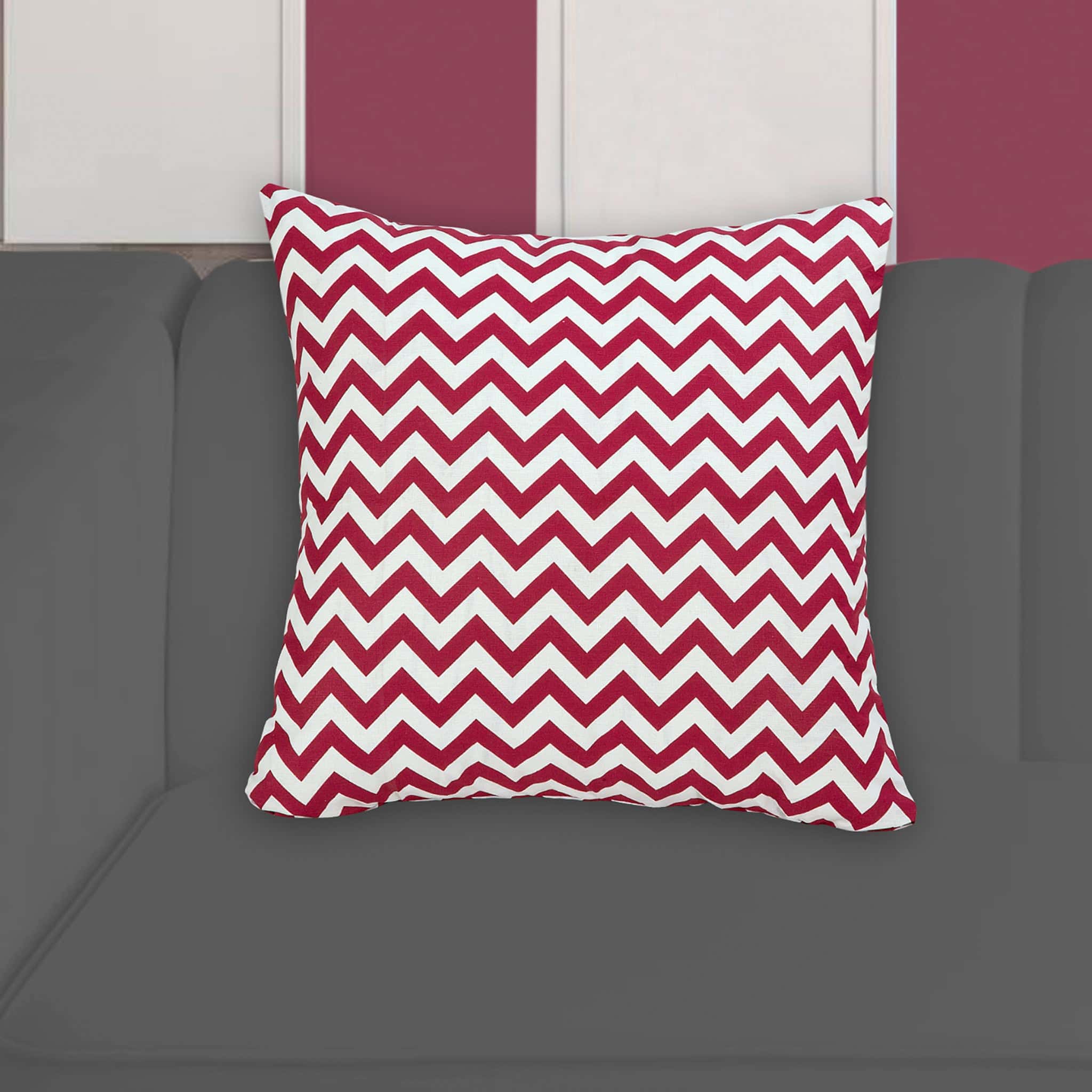 Cotton Percale Zig Zag Cushion Cover (Red) Secondary image