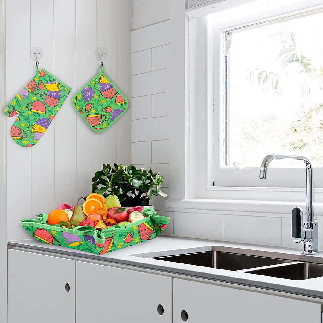 Kitchen Apron Quilted 6 Pcs Set (Cups) Secondary image