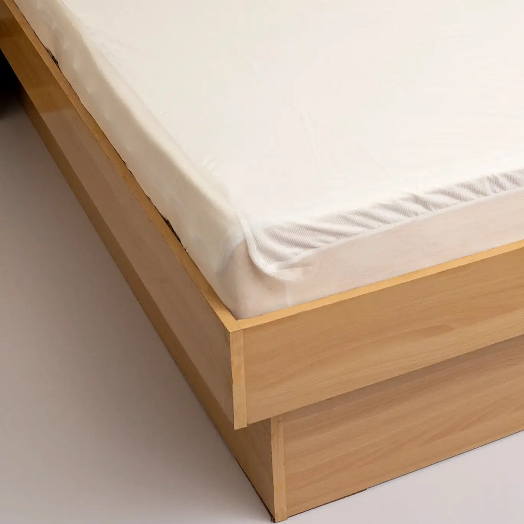 Water Proof Mattress Protector (White)