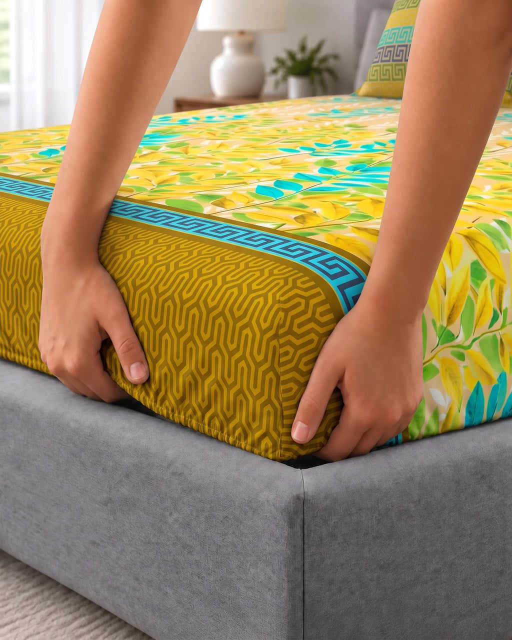 YELLOW LEAF / GEOMETRIC Xara Fitted Bed Sheet Set