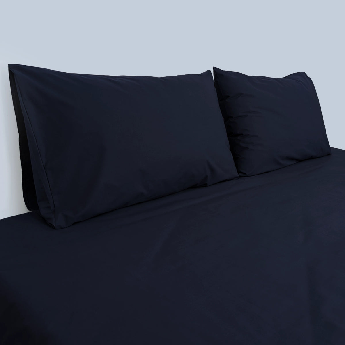 RHS Luxury Cotton Percale Dyed Bedsheet (Navy Blue) Secondary image