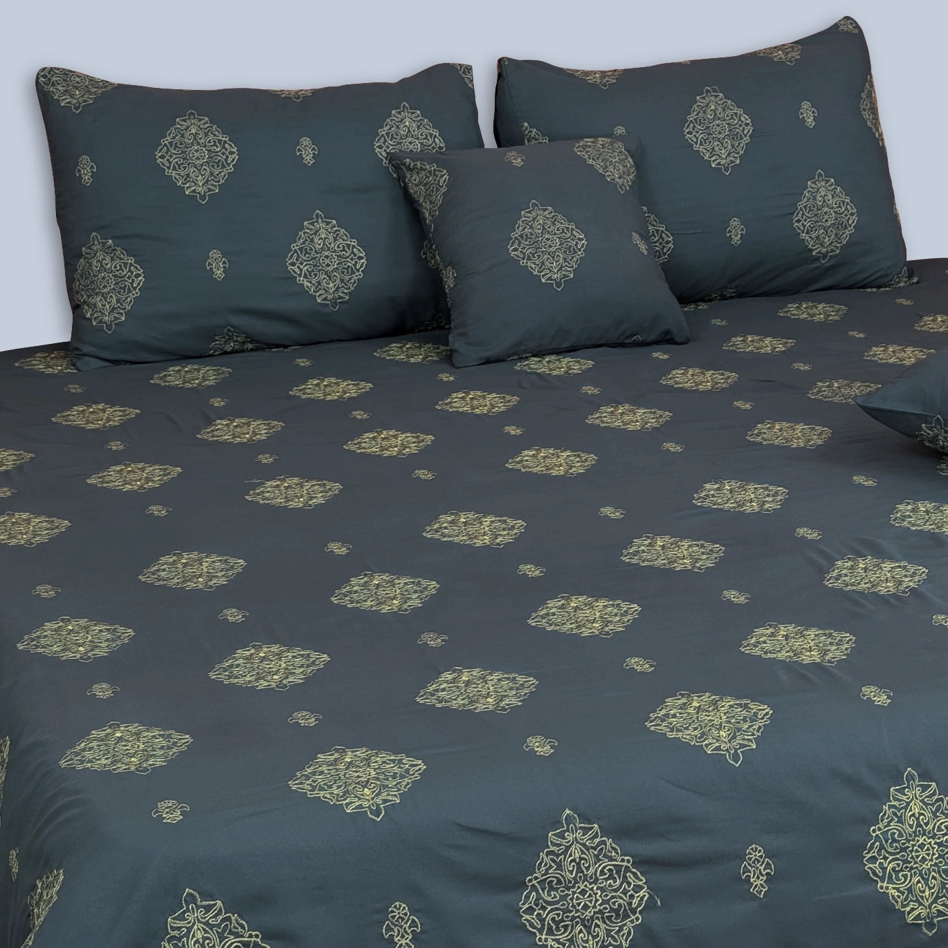 RHS 5 pcs Embroidered Bedsheet Set (Grey)