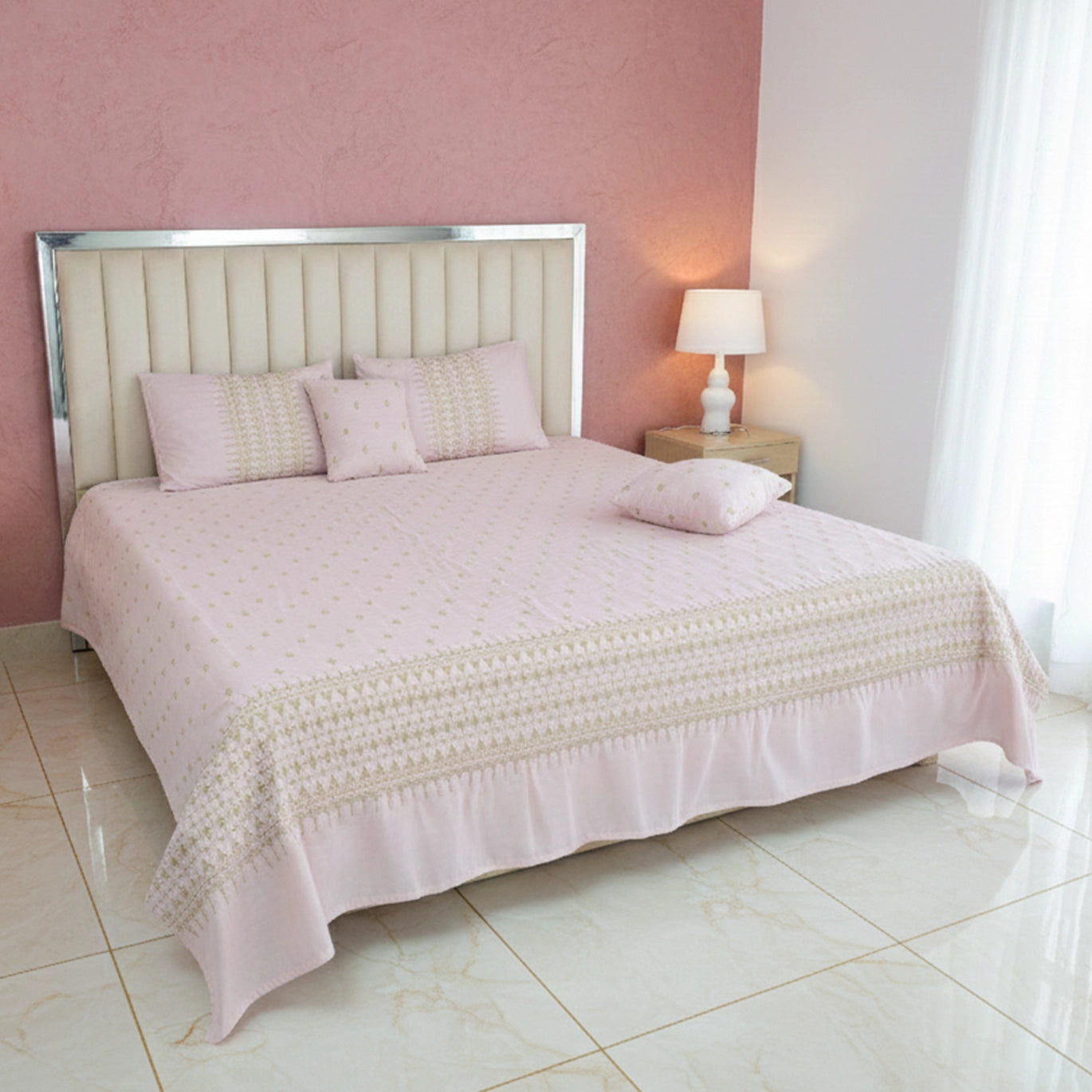 RHS 5 pcs Embroidered Bedsheet Set (Pink)