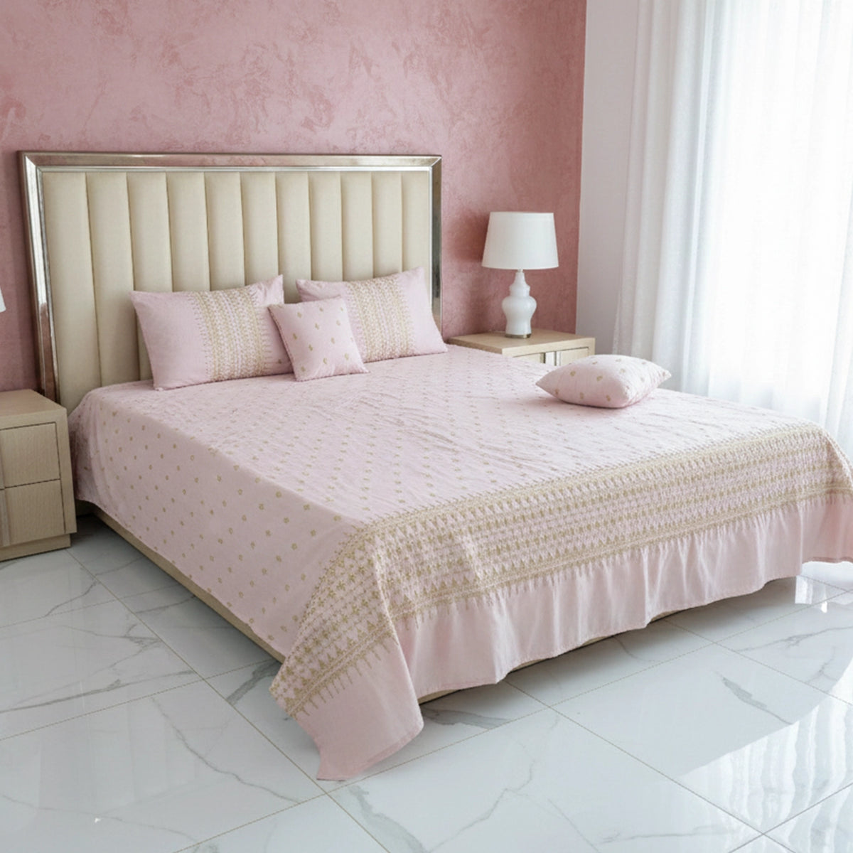 RHS 5 pcs Embroidered Bedsheet Set (Pink) Main image