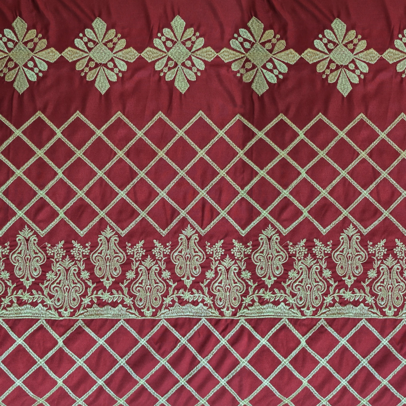RHS 5 pcs Embroidered Bedsheet Set (Red)