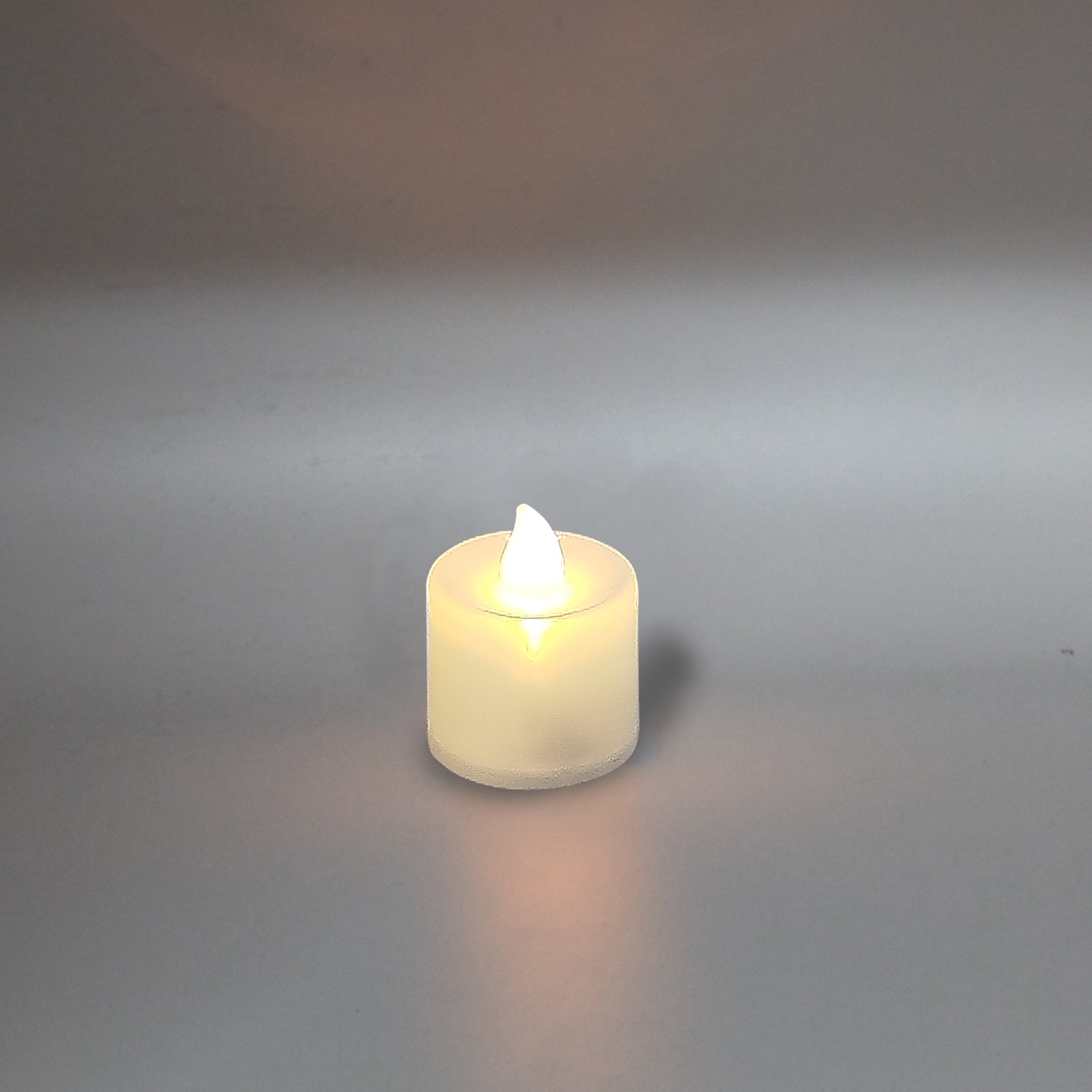 Realistic Flameless LED Tea Light - RHS-HD-TD-003