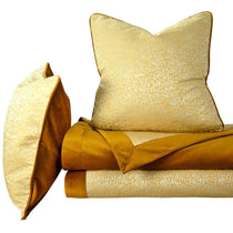 Turkish Velvet 4 PCs Bed Runner Set